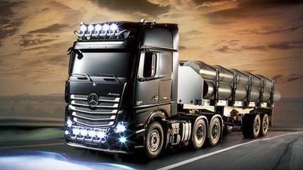 戴姆勒攜手北汽福田斥資27.5億元，在華投產梅賽德斯-奔馳Actros重卡